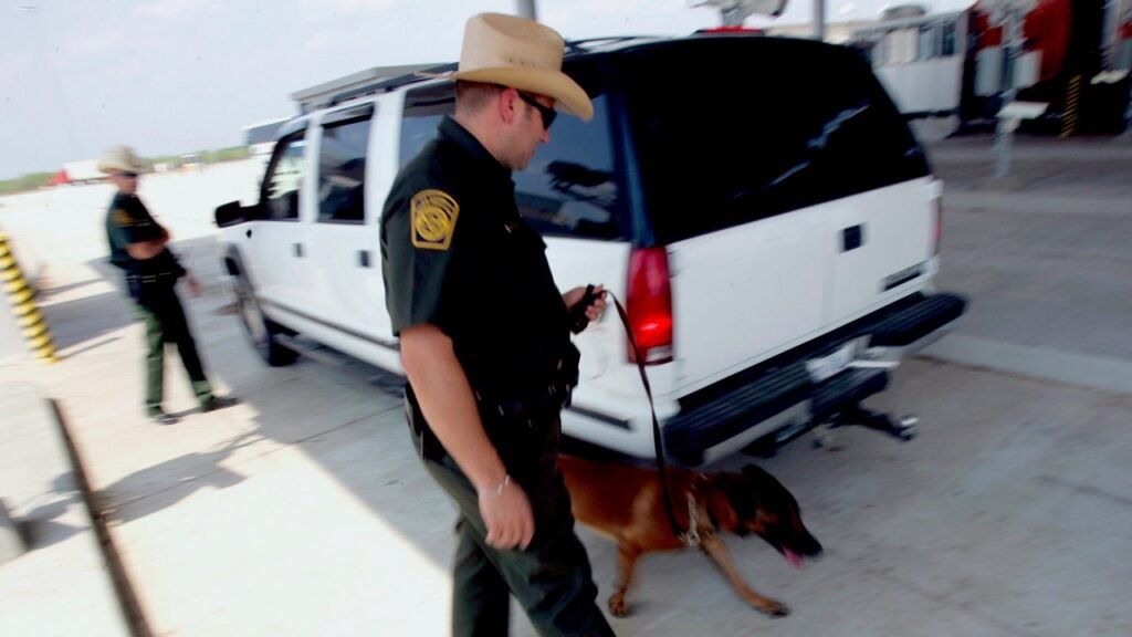Texas border drug bust seizes meth, heroin worth $1.3 million - Cobra ...